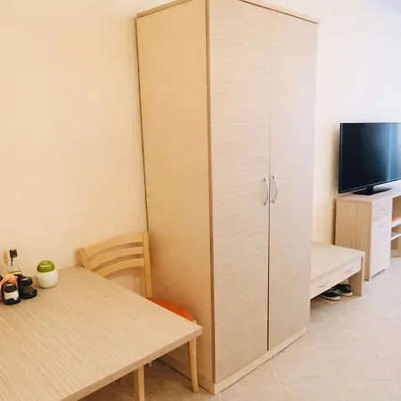 One Bedroom Guest Slăntjev Brjag